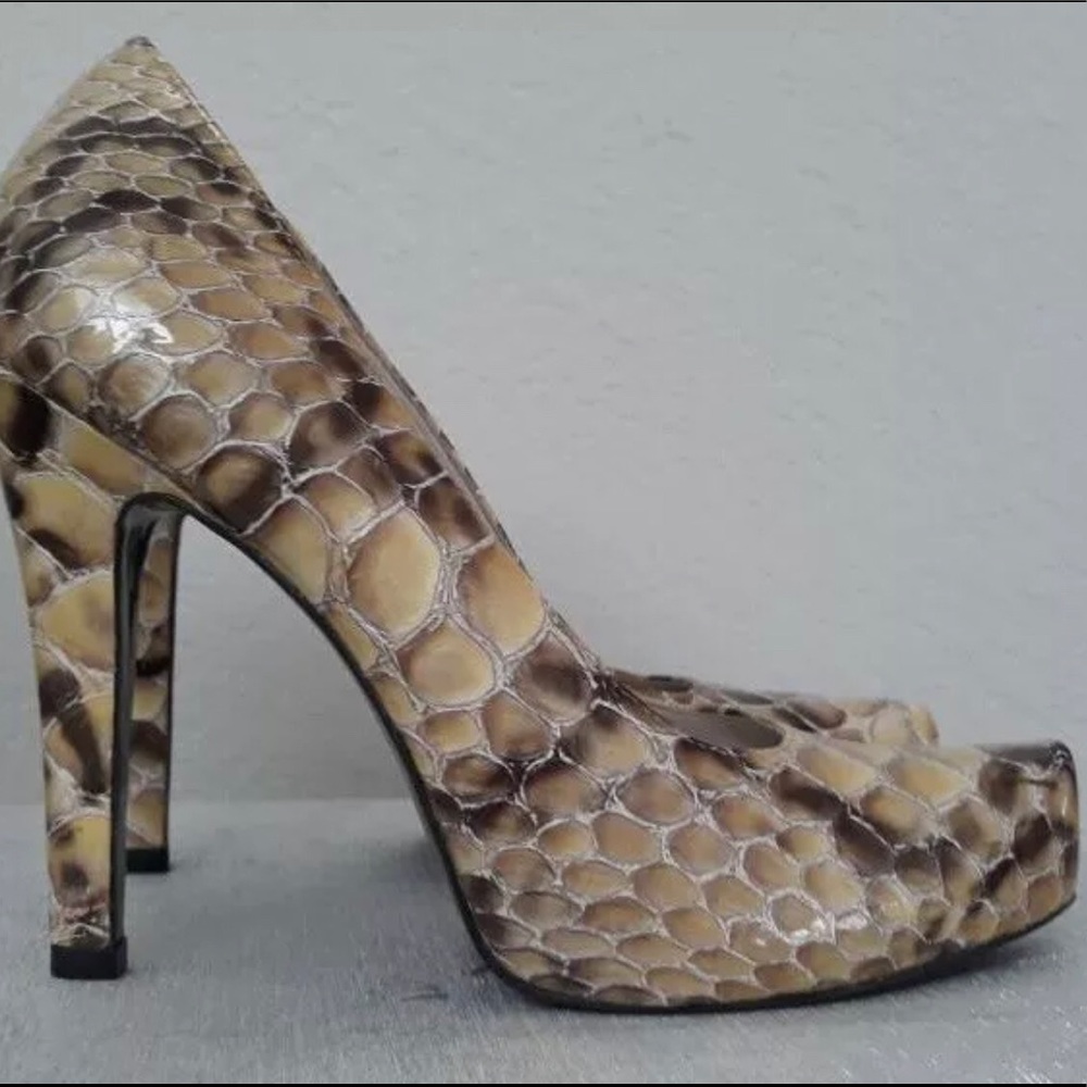 GIANNI BINI Snake Print High Heel Shoes Sz 8 1/2